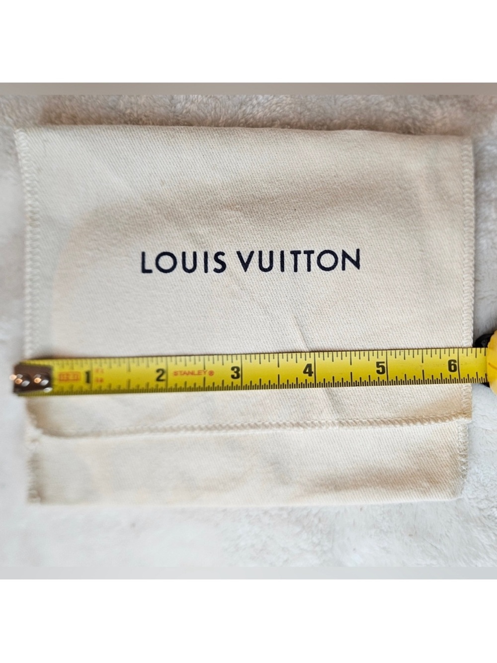 Louis Vuitton Crystal Embellished Gold Keychain - Picture 7 of 7